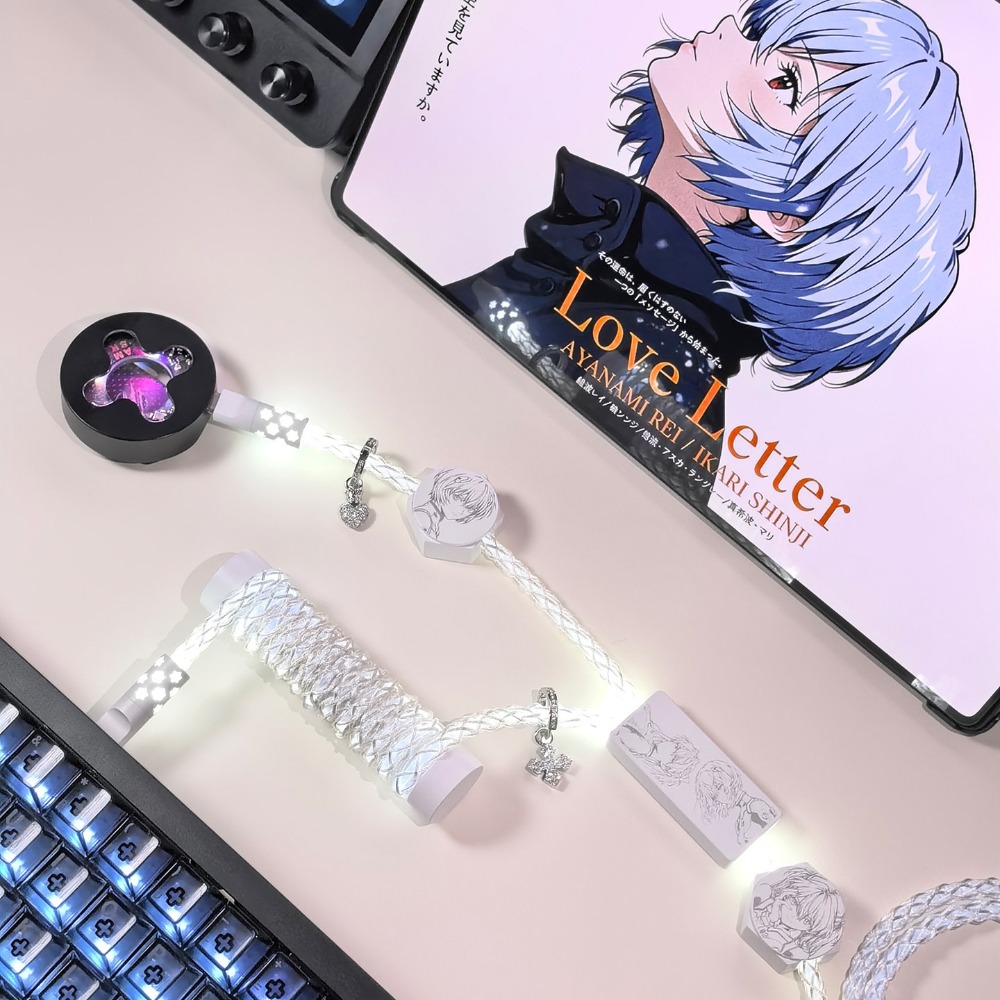 UNKNOWN ERROR D40 Cool White L - đánh giá và giá Gaming Keyboard Type C