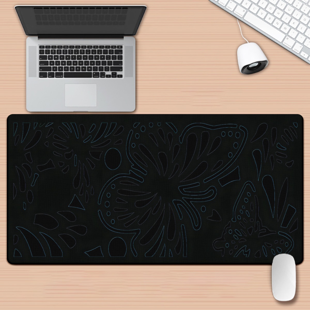 Brand Floral Black Iron Art De - đánh giá và giá Gaming Keyboard Brand