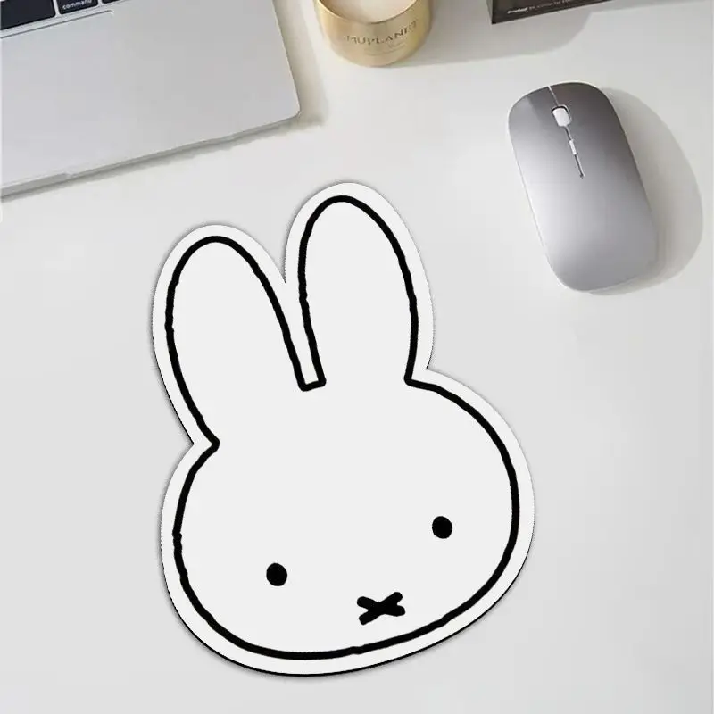 Kawaii Miffy Rabbit Shaped Mou - đánh giá và giá Gaming Keyboard And Mouse Pad