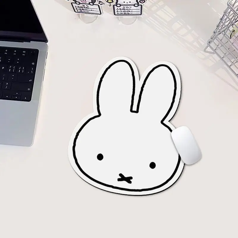 Kawaii Miffy Rabbit Shaped Mou - đánh giá và giá Gaming Keyboard And Mouse Pad